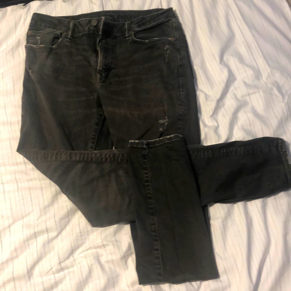 Black American Eagle 32x34 jeans